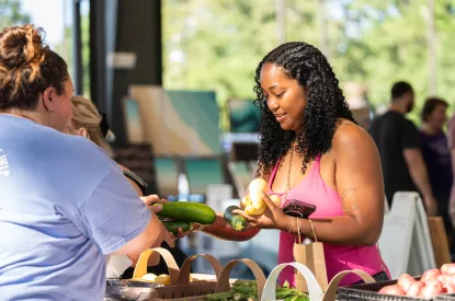 Central Creek Farmers Market